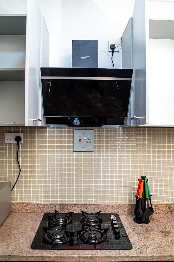 Palm Heights Apartments - Omole Phase 1, Ikeja Extérieur photo