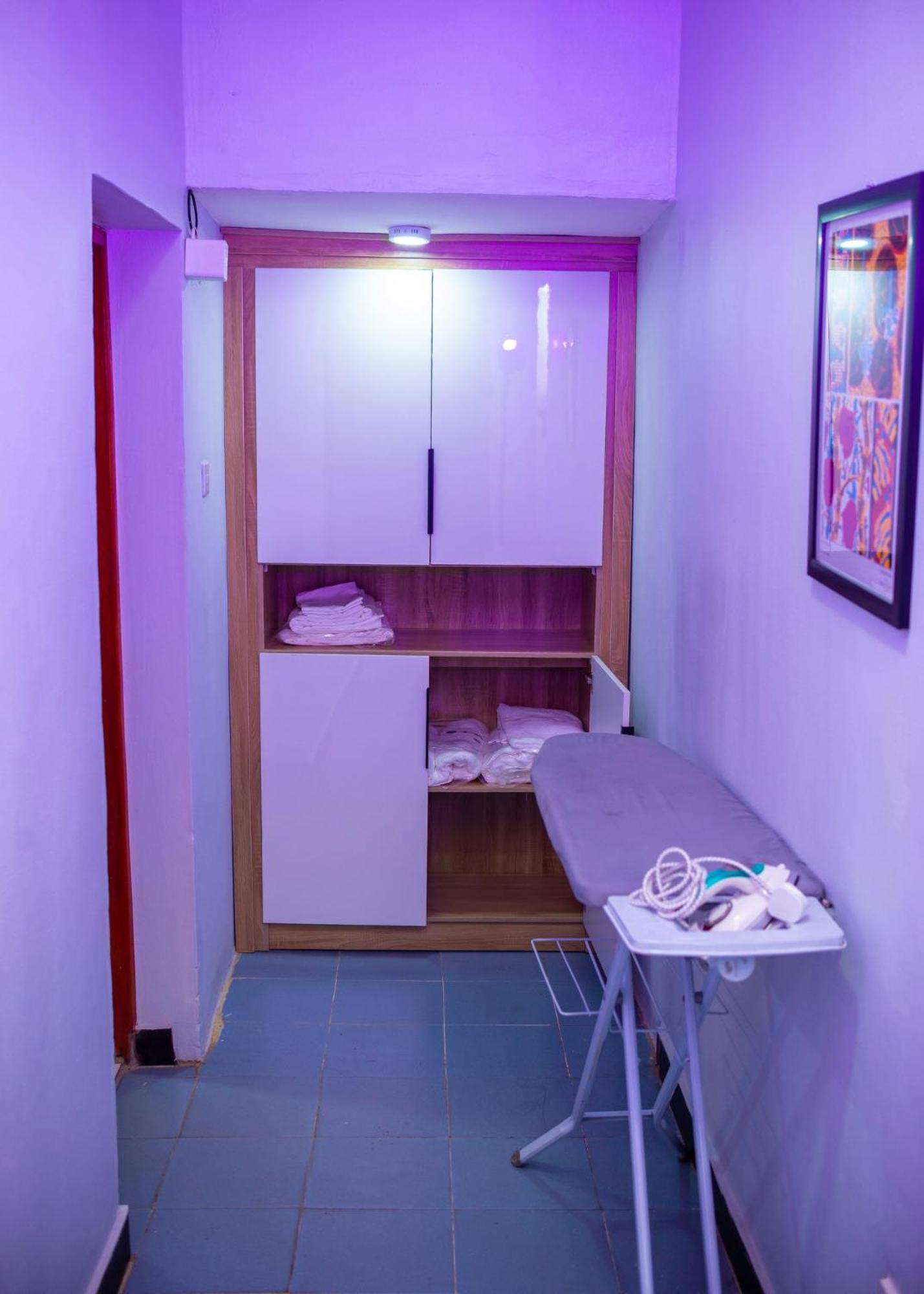 Palm Heights Apartments - Omole Phase 1, Ikeja Extérieur photo